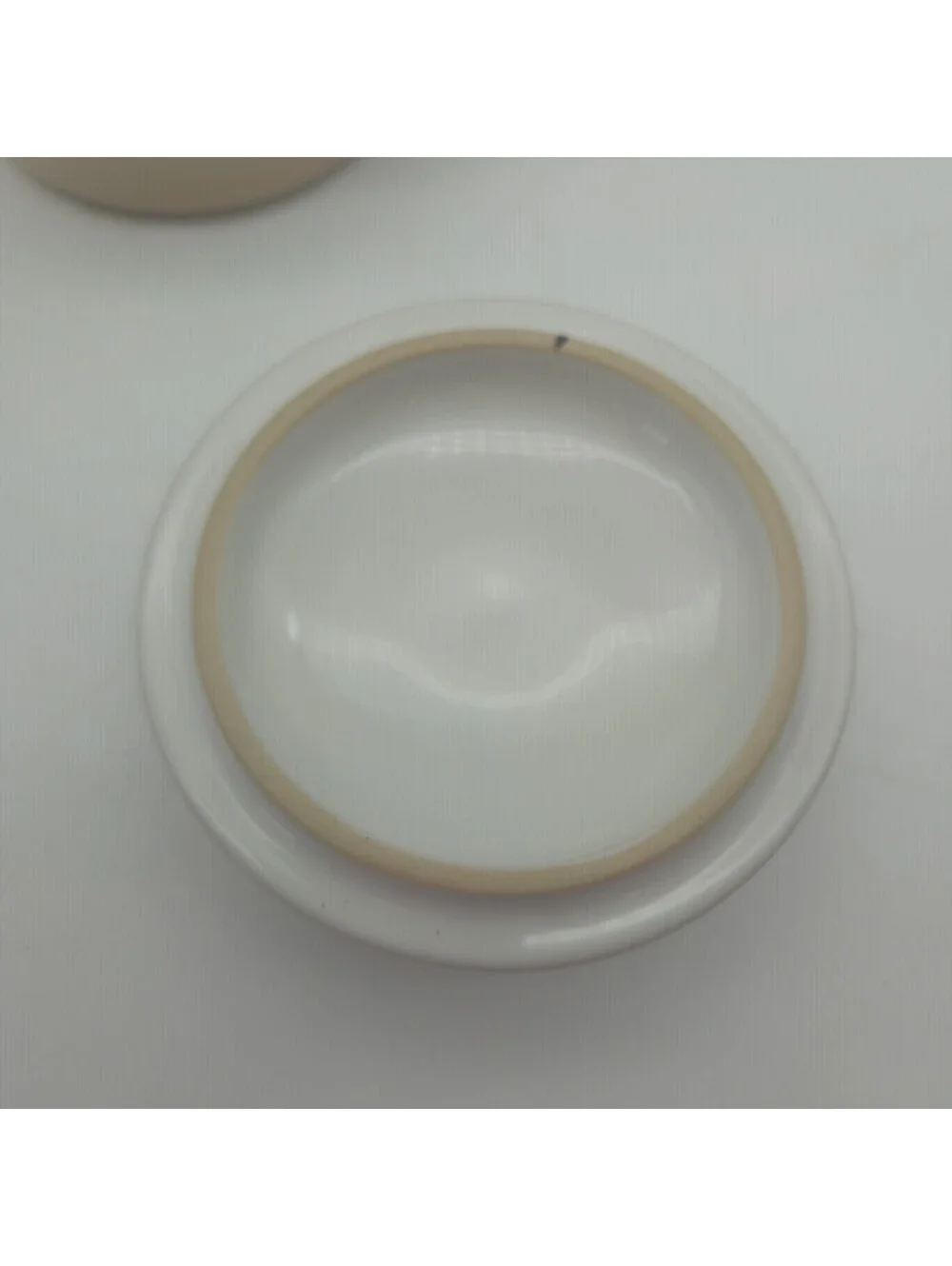 Le Creuset Mini Cocotte w/Lid  Stoneware 8oz White EUC